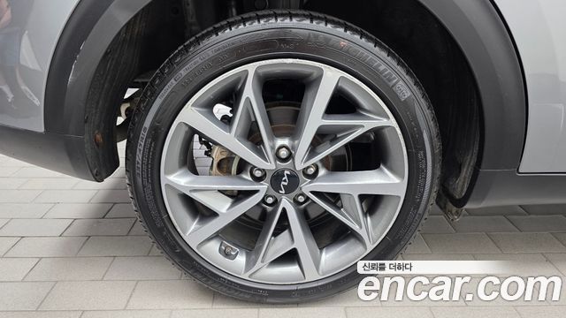 Kia Niro 1.6 HEV Signature — пробег 42 291 км — фото 5 из 5
