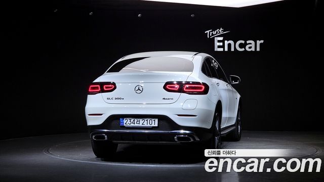 Mercedes-Benz GLC-Class GLC300e 4MATIC Coupe — пробег 93 733 км — фото 4 из 5