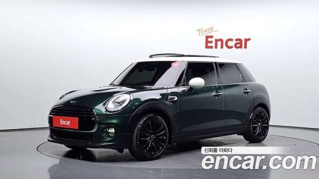 Mini Cooper 5Door Standard 3rd — пробег 111 844 км — фото 1 из 5