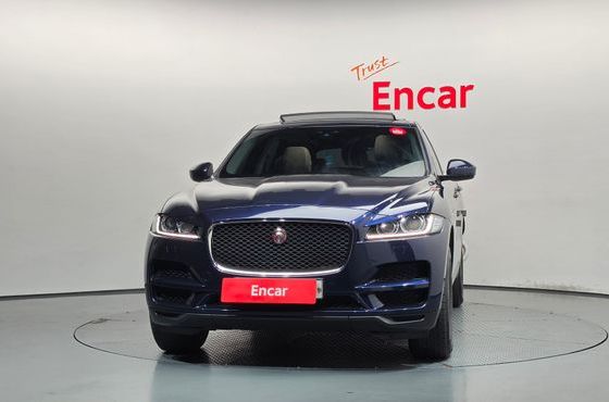 Jaguar F-PACE 20d Prestige — пробег 122 130 км — фото 3 из 5