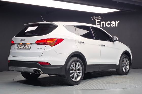 Hyundai Santafe Diesel(e-VGT) 2.2 2WD Smart — пробег 207 681 км — фото 2 из 5