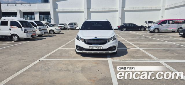 Kia Carnival 9-seater Prestige — пробег 136 000 км — фото 1 из 5