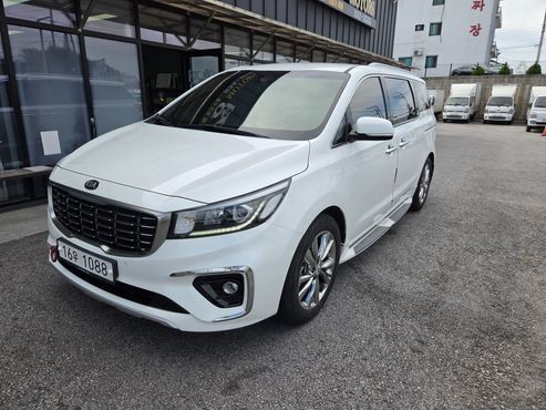 Kia Carnival 9-Seater Prstige — пробег 58 449 км — фото 4 из 5