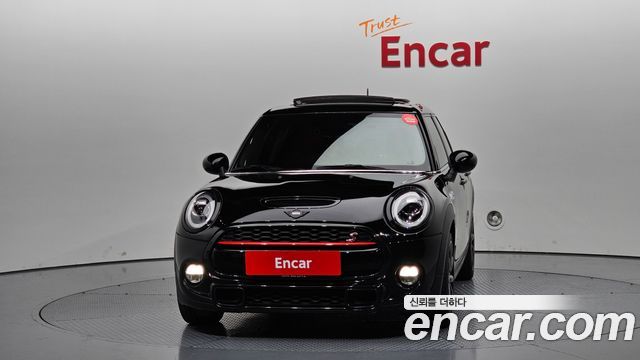 Mini Cooper 5Door Standard 3rd — пробег 120 587 км — фото 3 из 5