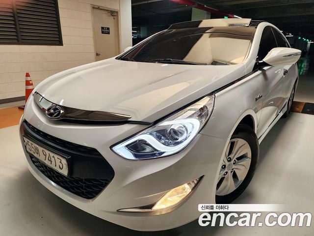 Hyundai Sonata 2.0 Premium — пробег 183 206 км — фото 1 из 5