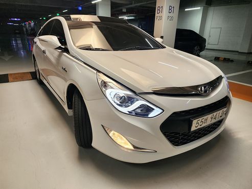 Hyundai Sonata 2.0 Premium — пробег 183 206 км — фото 3 из 5