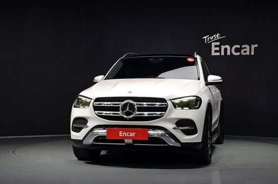 Mercedes-Benz GLE-Class GLE300d 4MATIC — пробег 52 629 км — фото 3 из 5