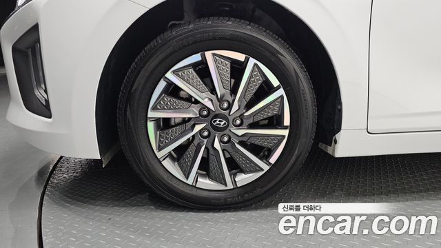 Hyundai Ioniq из Кореи Encar