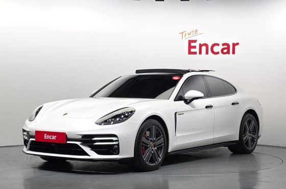 Porsche Panamera 2.9 AWD E-Hybrid — пробег 39 936 км — фото 1 из 5