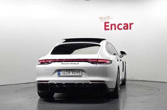 Porsche Panamera 2.9 AWD E-Hybrid — пробег 39 936 км — фото 4 из 5