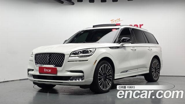 Lincoln Aviator 3.0 Black Label AWD — пробег 40 047 км — фото 1 из 5