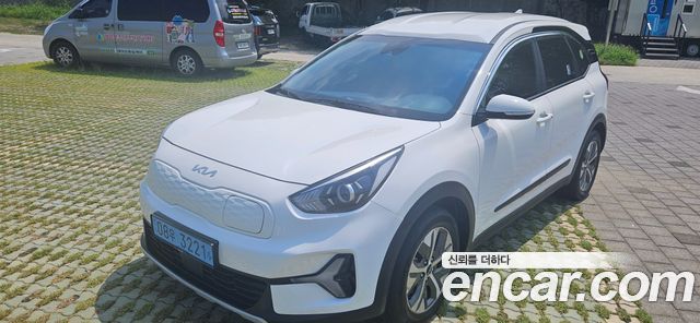 Kia Niro Light (Taxi Trim) — пробег 324 058 км — фото 1 из 5