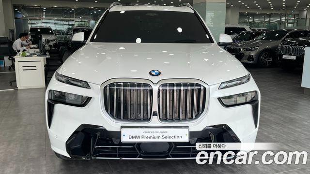 BMW X7 xDrive 40i M Sport 6STR — пробег 5 254 км — фото 3 из 5