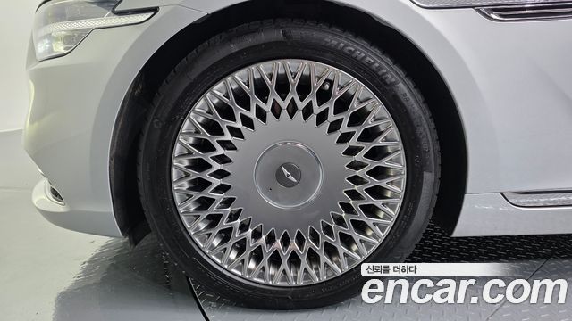 Genesis G90 из Кореи Encar