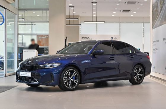BMW 3-Series 320i M Sport — пробег 9 841 км — фото 1 из 5