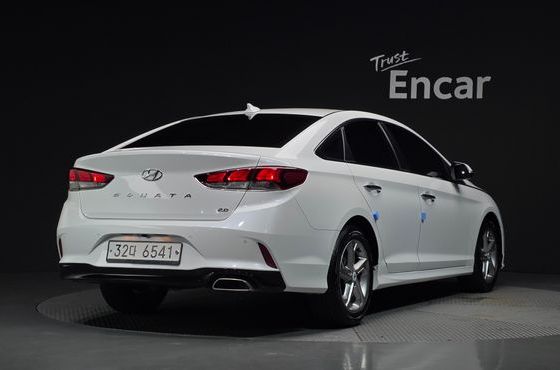 Hyundai Sonata 2.0 Smart Choice — пробег 121 767 км — фото 2 из 5