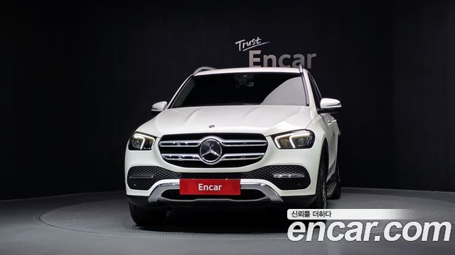 Mercedes-Benz GLE-Class GLE300d 4MATIC — пробег 67 086 км — фото 3 из 5