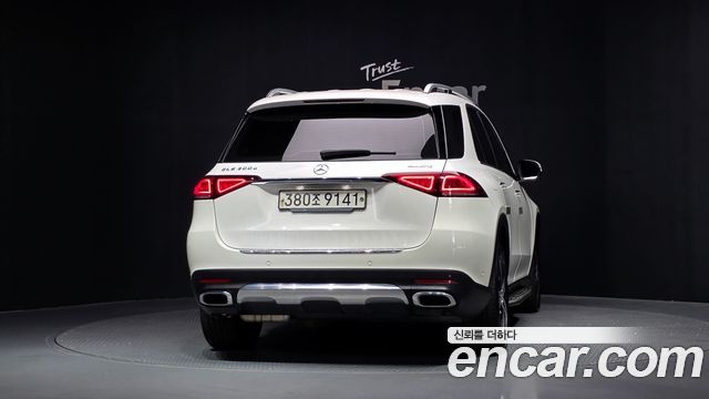 Mercedes-Benz GLE-Class GLE300d 4MATIC — пробег 67 086 км — фото 4 из 5