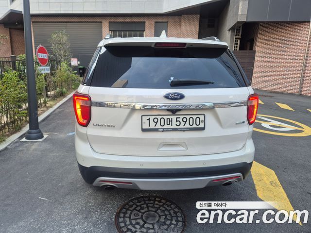 Ford Explorer 2.3 Limited 4WD 5th — пробег 155 130 км — фото 2 из 5