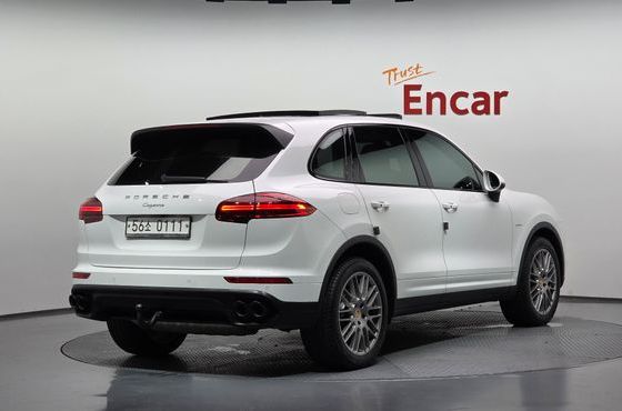 Porsche Cayenne 3.0 Diesel 958 — пробег 134 838 км — фото 2 из 5