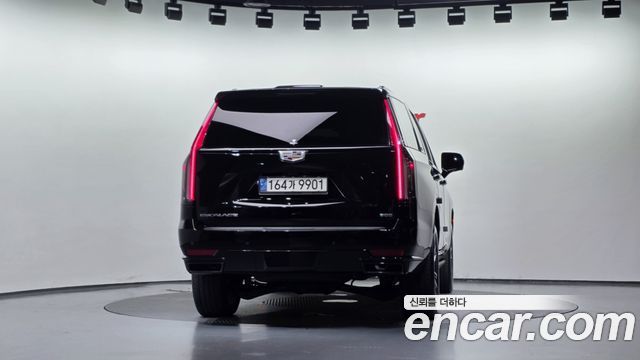 Cadillac Escalade 6.2 Sports Platinum — пробег 14 368 км — фото 4 из 5