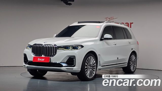 BMW X7 xDrive 40i Design Pure Excellence 7-Seater — пробег 80 190 км — фото 1 из 5