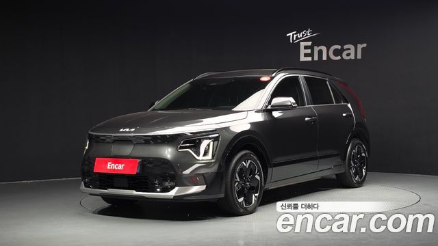 Kia Niro Earth — пробег 60 330 км — фото 1 из 5