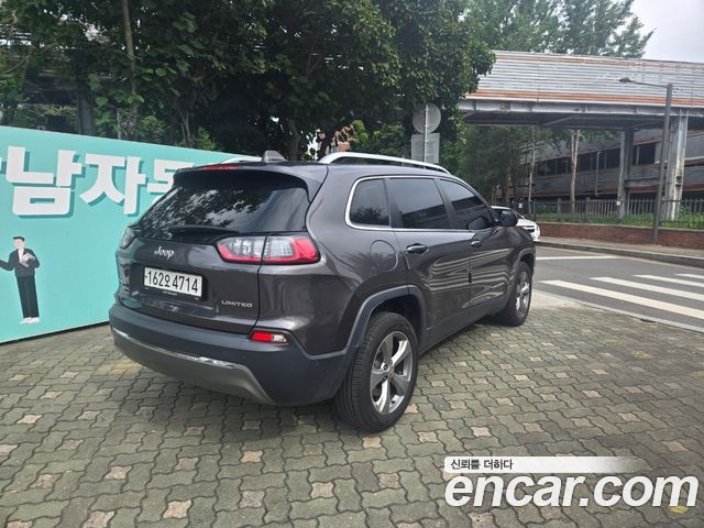 Jeep Cherokee 2.0 Diesel LIMITED 4WD — пробег 121 227 км — фото 3 из 5