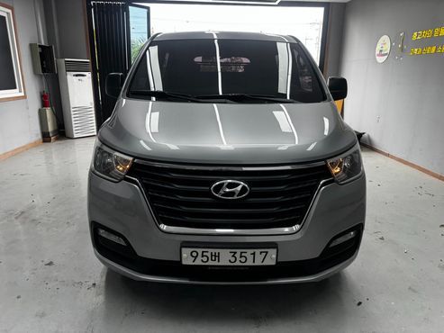 Hyundai Starex Van 5-Seater Smart — пробег 75 912 км — фото 3 из 5