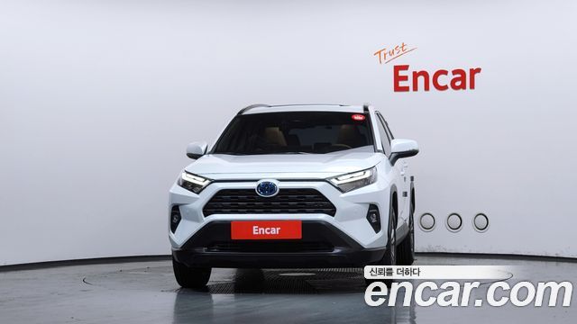 Toyota RAV4 2.5 2WD Hybrid XLE — пробег 35 171 км — фото 3 из 5