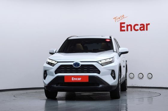 Toyota RAV4 2.5 2WD Hybrid XLE — пробег 35 171 км — фото 3 из 5