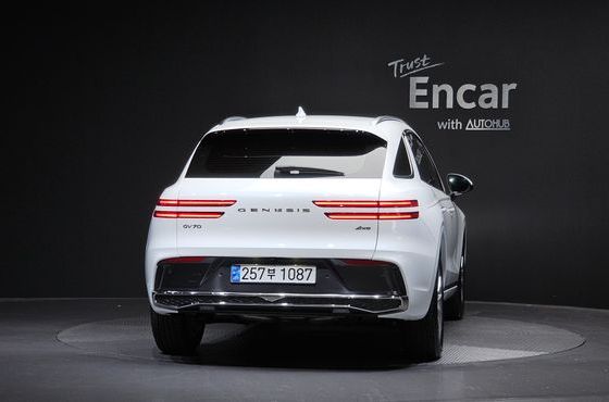 Genesis GV70 2.5T Gasoline AWD — пробег 11 423 км — фото 4 из 5