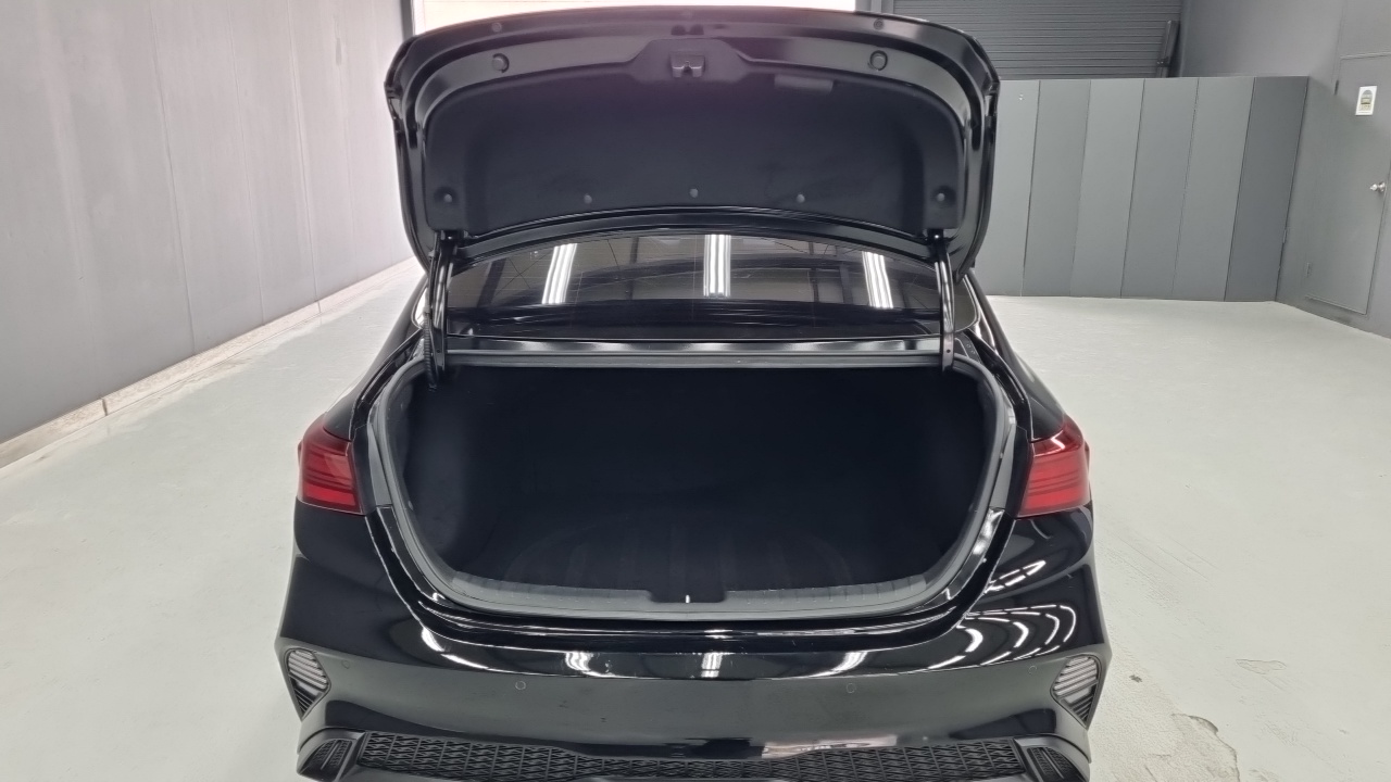 Kia K3 из Кореи Encar