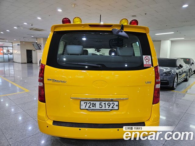 Hyundai Starex 4WD School Bus — пробег 79 203 км — фото 4 из 5
