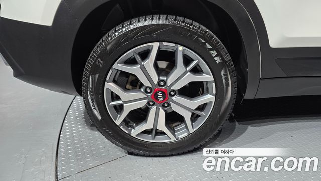 Kia Seltos из Кореи Encar