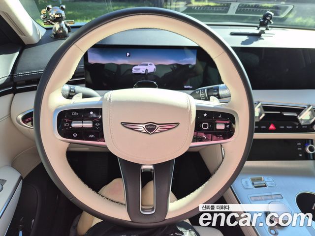 Genesis GV70 2.5T Gasoline AWD — пробег 16 000 км — фото 4 из 5