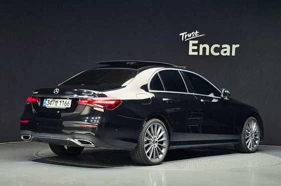 Mercedes-Benz E-Class E350 4MATIC AMG Line — пробег 14 305 км — фото 2 из 5