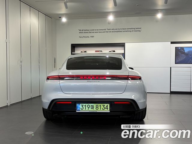 Porsche Taycan из Кореи Encar