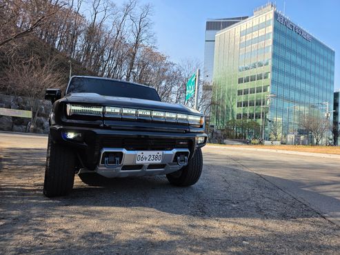 GMC Hummer EV e4WD — пробег 4 500 км — фото 4 из 5