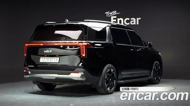 Kia Carnival Diesel 9-Seater Signature — пробег 16 427 км — фото 2 из 5