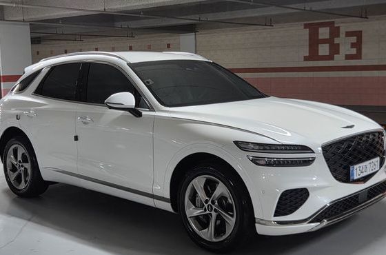 Genesis GV70 2.5T Gasoline AWD — пробег 23 662 км — фото 1 из 5