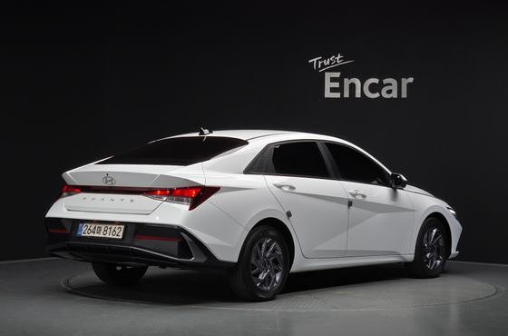 Hyundai AVANTE 1.6 Modern — пробег 25 665 км — фото 2 из 5