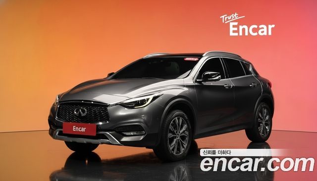 Infiniti QX30 2.0 Proassist AWD — пробег 76 583 км — фото 1 из 5