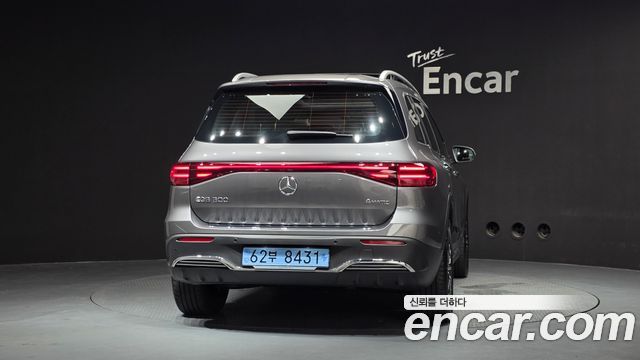 Mercedes-Benz EQB из Кореи Encar