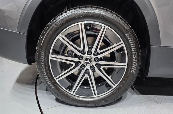 Mercedes-Benz EQB EQB300 4MATIC AMG Line — пробег 2 352 км — фото 5 из 5