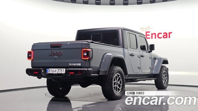 Jeep Gladiator 3.6 Rubicon — пробег 21 333 км — фото 2 из 5