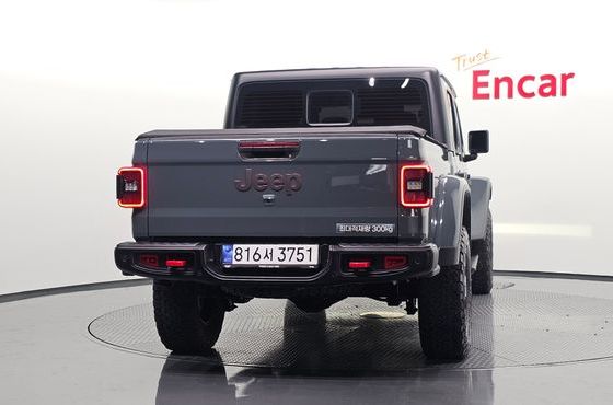 Jeep Gladiator 3.6 Rubicon — пробег 21 333 км — фото 4 из 5