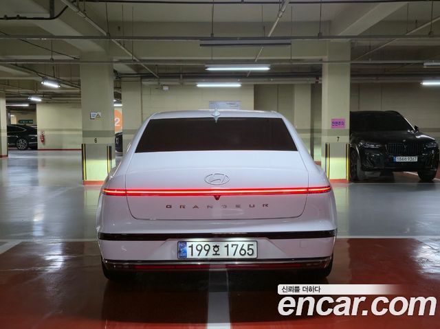 Hyundai Grandeur Calligraphy — пробег 26 000 км — фото 4 из 5