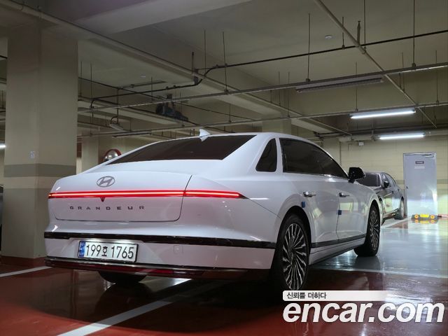 Hyundai Grandeur Calligraphy — пробег 26 000 км — фото 5 из 5