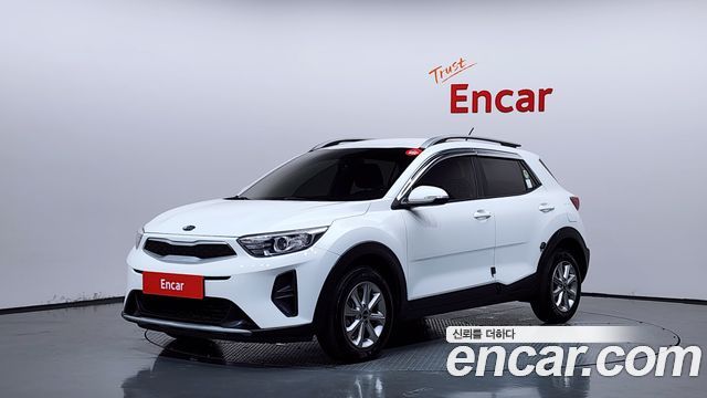 Kia Stonic 1.4 Deluxe — пробег 47 618 км — фото 1 из 5